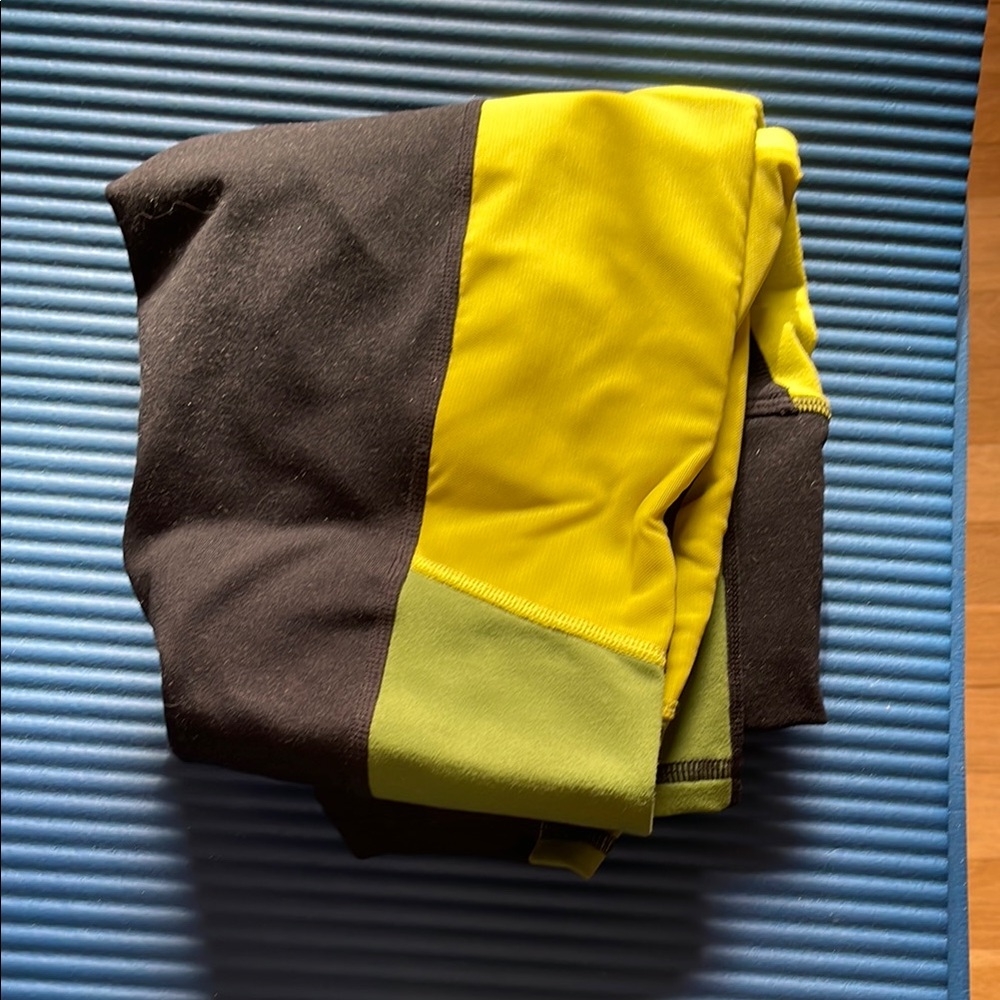 Black and Yellow Colorblock Leggings